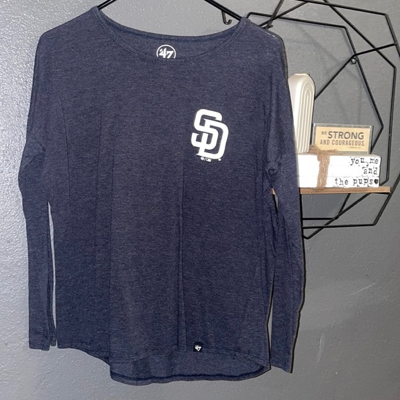 San Diego Padres lightweight long sleeve ‘47 brand Size M - Picture 1 of 2